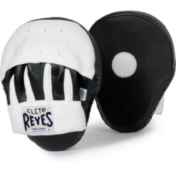 Cleto Reyes Pantera Curved Boxing Pads