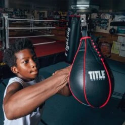 TITLE Gyro Balanced Leather Speed Bag -GEEZERS BOXING tb3030 c 1