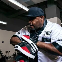 TITLE Aerovent Excel Incredi-mitts 2.0 13 TITLE Aerovent Excel Incredi-mitts 2.0 -GEEZERS BOXING tb707 g