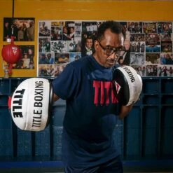 TITLE Zero-Impact Rare Air Punch Mitts 2.0 -GEEZERS BOXING tb711 d