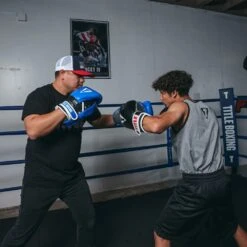 TITLE Boxing Dual Purpose Combo Punch Mitts -GEEZERS BOXING tb730 e